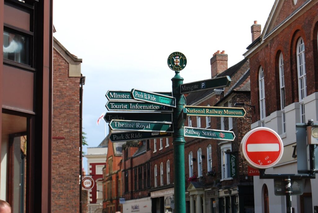 Green Road Signage